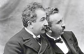 Hermanos Lumière | Quiénes fueron, biografía, qué inventaron ...